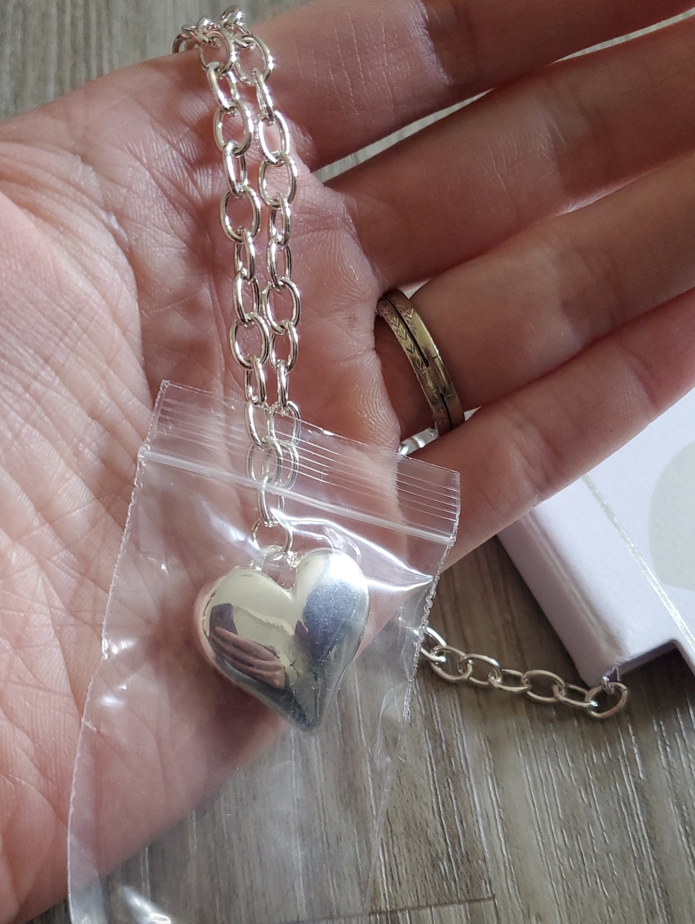 5/$35💐 Silver Long Necklace Chain With Heart Charm - Warehouse One